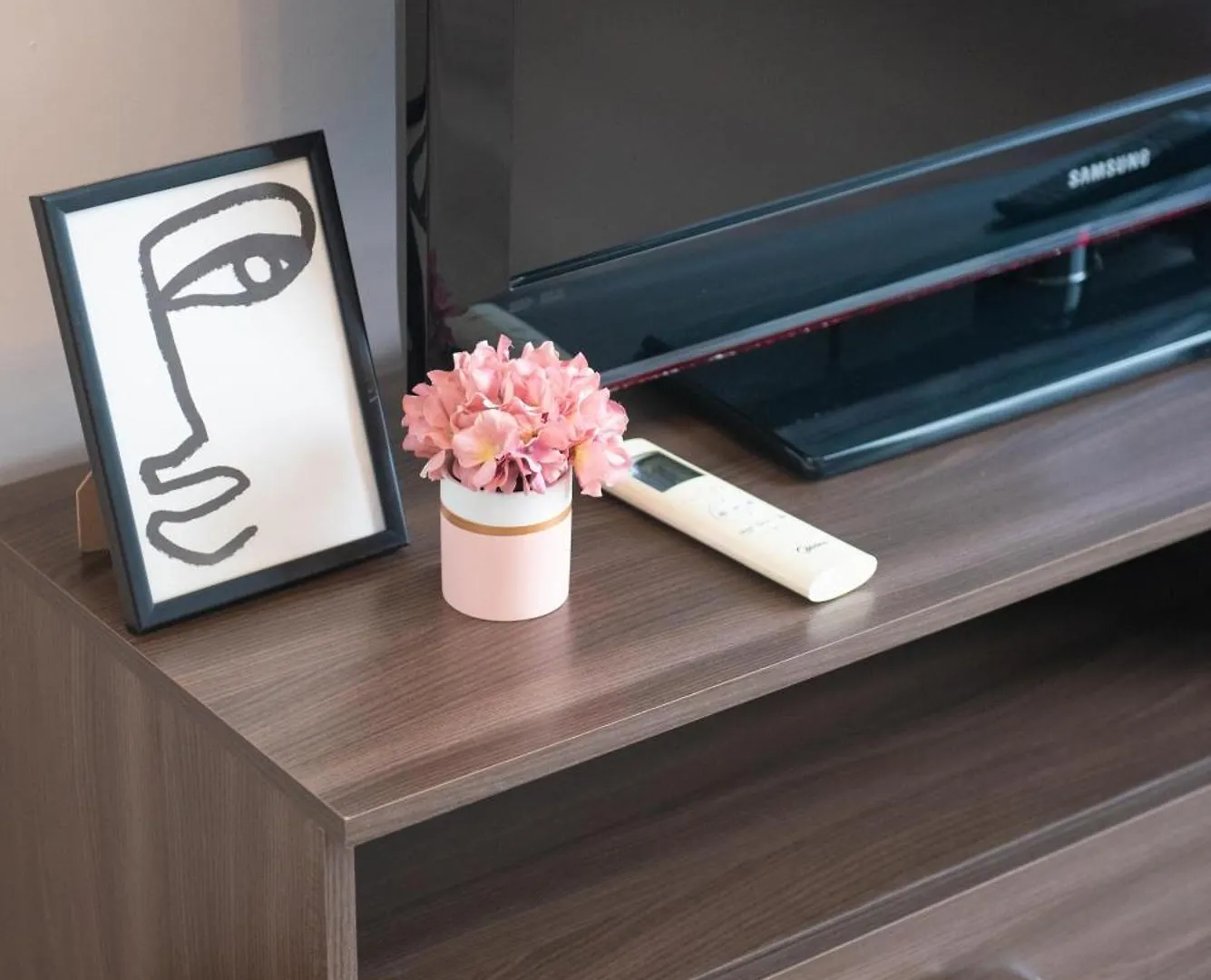 Gg Home - New, Cozy 1-Bedroom Apartment In Saburtalo Tbilisi