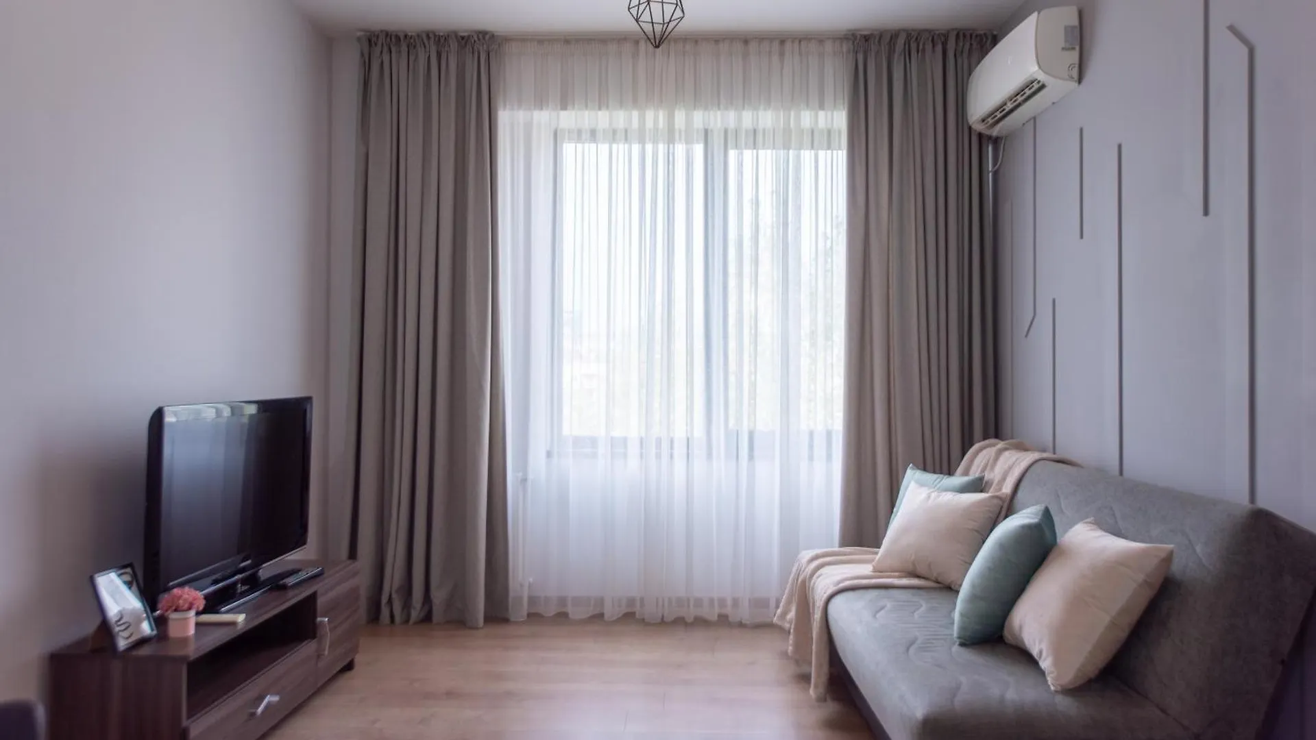 Gg Home - New, Cozy 1-Bedroom Apartment In Saburtalo Tbilisi