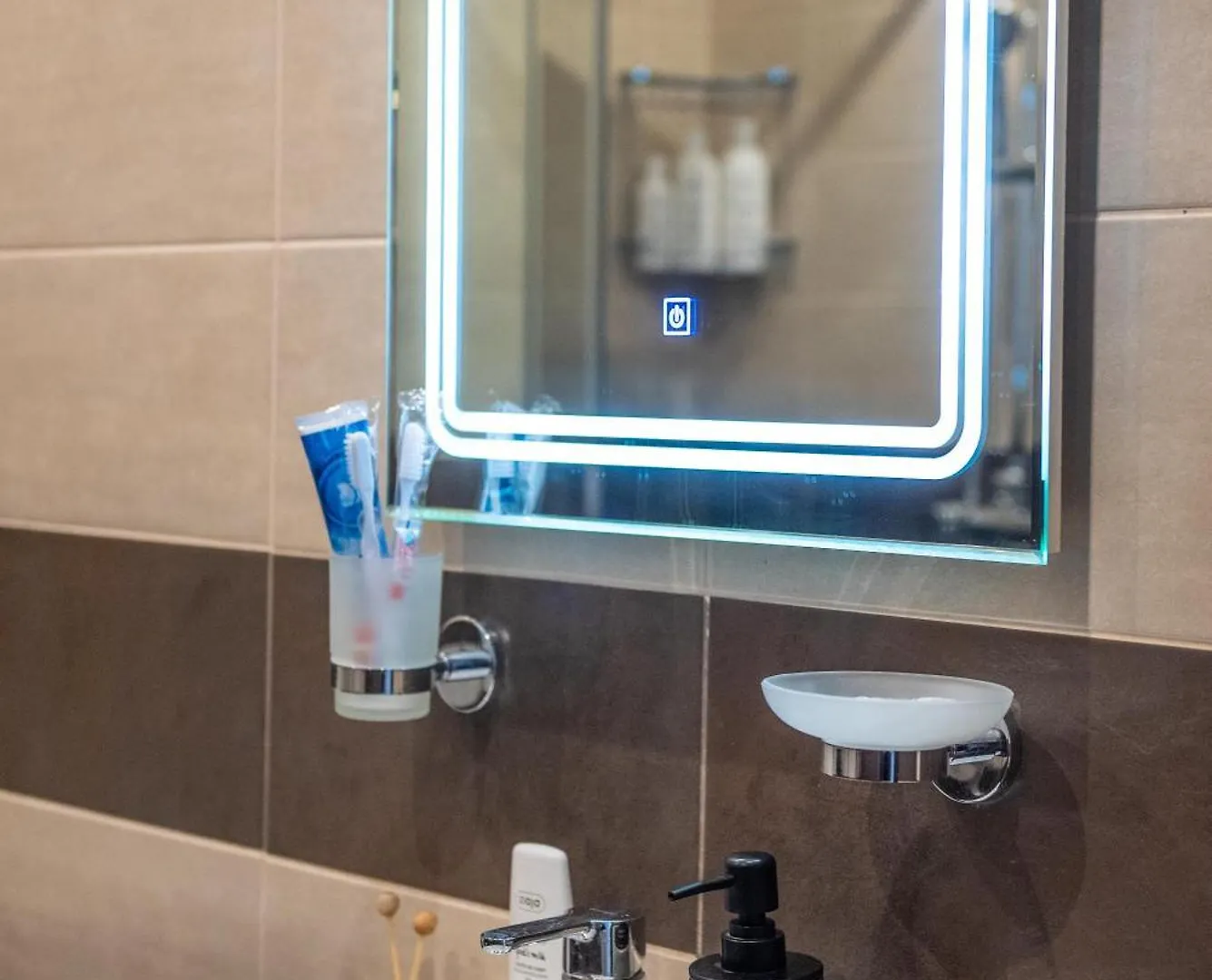 Gg Home - New, Cozy 1-Bedroom Apartment In Saburtalo Tbilisi